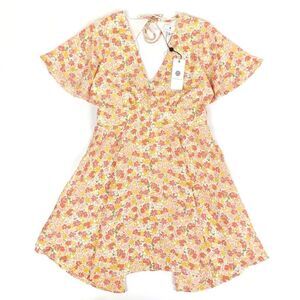 NWT Socialite Boho Floral Flutter Sleeve Cutout Fit and Flare Mini Dress Medium